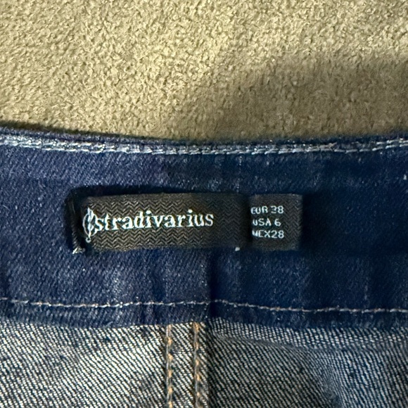 Stradivarius Denim Button-Front Skirt - Picture 3 of 3